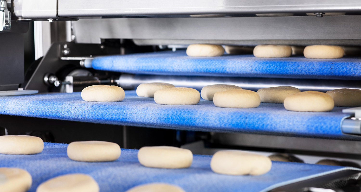 Druckbrett für flachgedruckte Produkte Druckbrett für flachgedruckte Produkte - Flachdrücken von Teiglingen für flachgedrückte Produkte